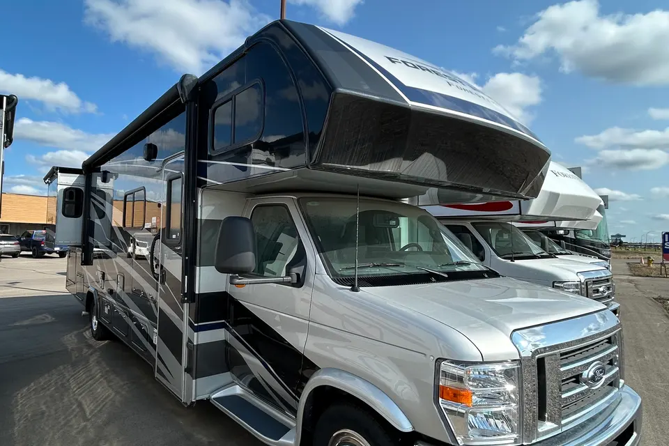 Luxurious Class C available from Sooke to Courtnay for a stationary winter rental!