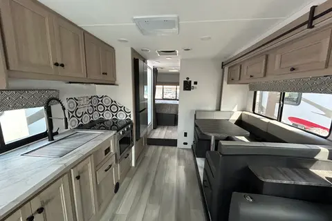 Luxurious Class C available from Sooke to Courtnay for a stationary winter rental!