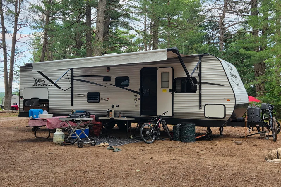 Weekend Wanderer Jayco 294QBSW Travel Trailer
