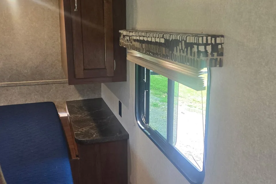 Weekend Wanderer Jayco 294QBSW Travel Trailer
