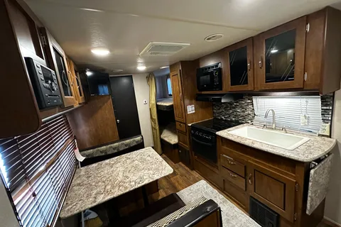 Jody's Forest River 201BHXL Travel Trailer