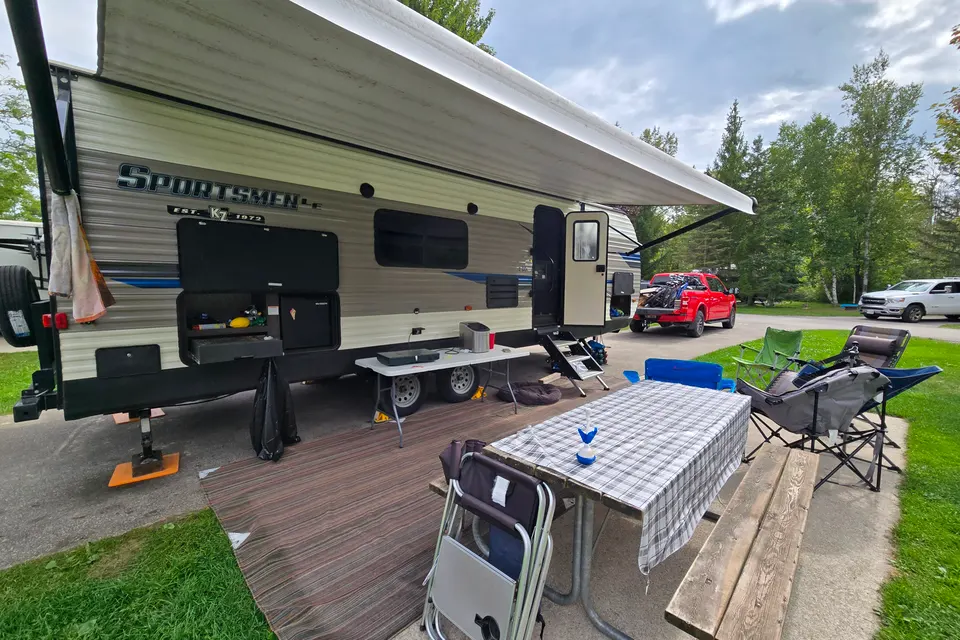 Matthew's KZ Sportsmen+ 261BHLE Travel Trailer