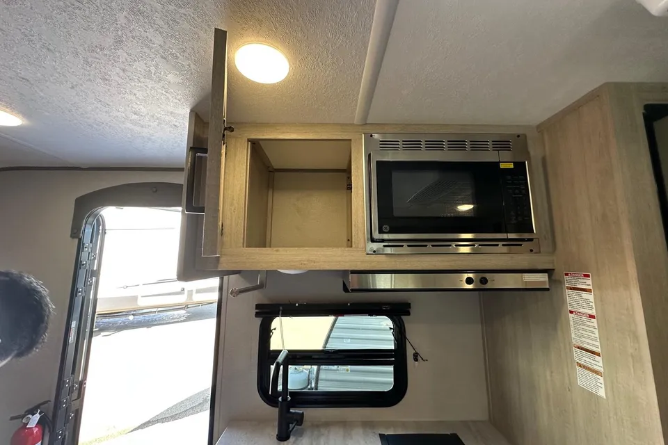 S&J's Coachmen CATALINA Travel Trailer