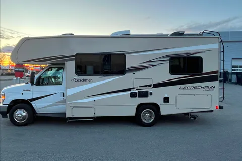 Martin Coachmen 2023 Leprechaun 220xg Classe C