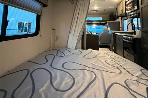 Martin Coachmen 2023 Leprechaun 220xg Classe C