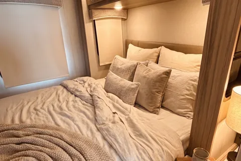 A12 Entegra Coach Vision