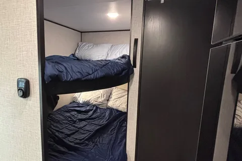 Hunter's Jayco 260Bh Travel Trailer