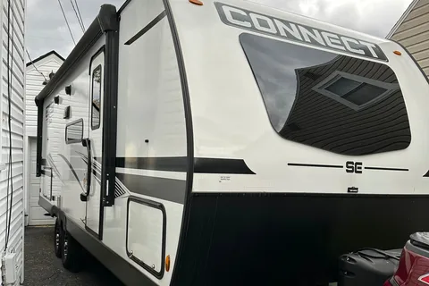 Connor's KZ SE C231BHKSE Travel Trailer