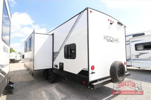 Kodiak AirBNB on Wheels