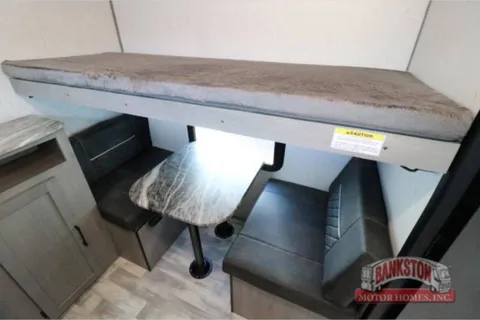 Kodiak AirBNB on Wheels