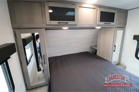 Kodiak AirBNB on Wheels