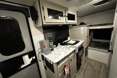 NOMAD 2024Coachmen Remote 18R Trailer