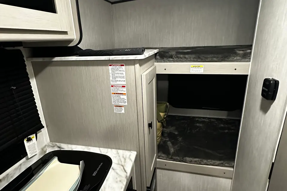 NOMAD 2024Coachmen Remote 18R Trailer