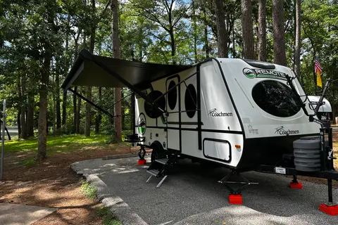 NOMAD 2024Coachmen Remote 18R Trailer