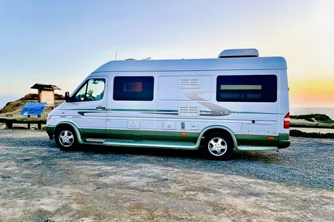 “Miss. Retro Pleasure-Way C Class Mercedes Sprinter Van