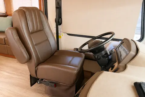 (#12) Luxury Class A RV 31FT | Sleeps 7 | Slide Outs | Burning Man | EDC