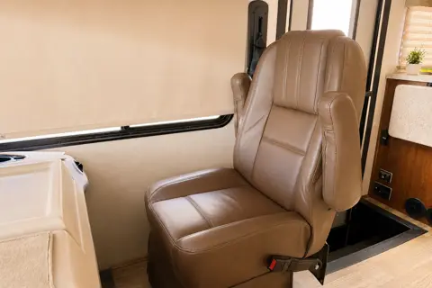(#12) Luxury Class A RV 31FT | Sleeps 7 | Slide Outs | Burning Man | EDC
