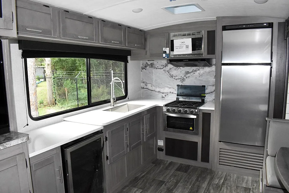 Elizabeth's Crossroads Sunset trails 309rk Travel Trailer