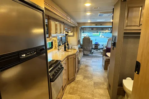 Thor Motor Coach Wind Sport 29M Class A
