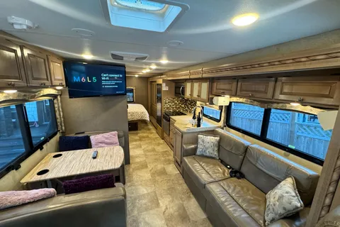 Thor Motor Coach Wind Sport 29M Class A