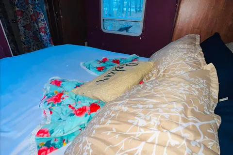 Hotel on the Wheel