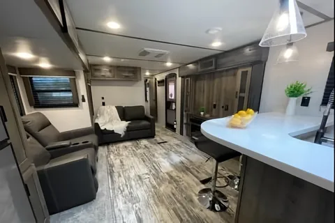 Christen's Keystone 320MLS Travel Trailer