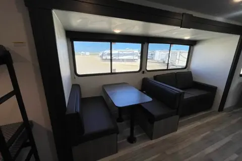 Keystone 261BH Travel Trailer