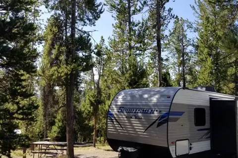 Montyce’s Luxury KZ Sportsmen Travel Trailer