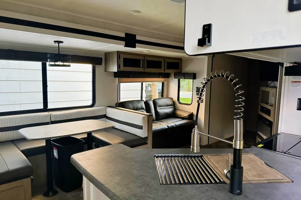 Emily's Palomino Puma Travel Trailer
