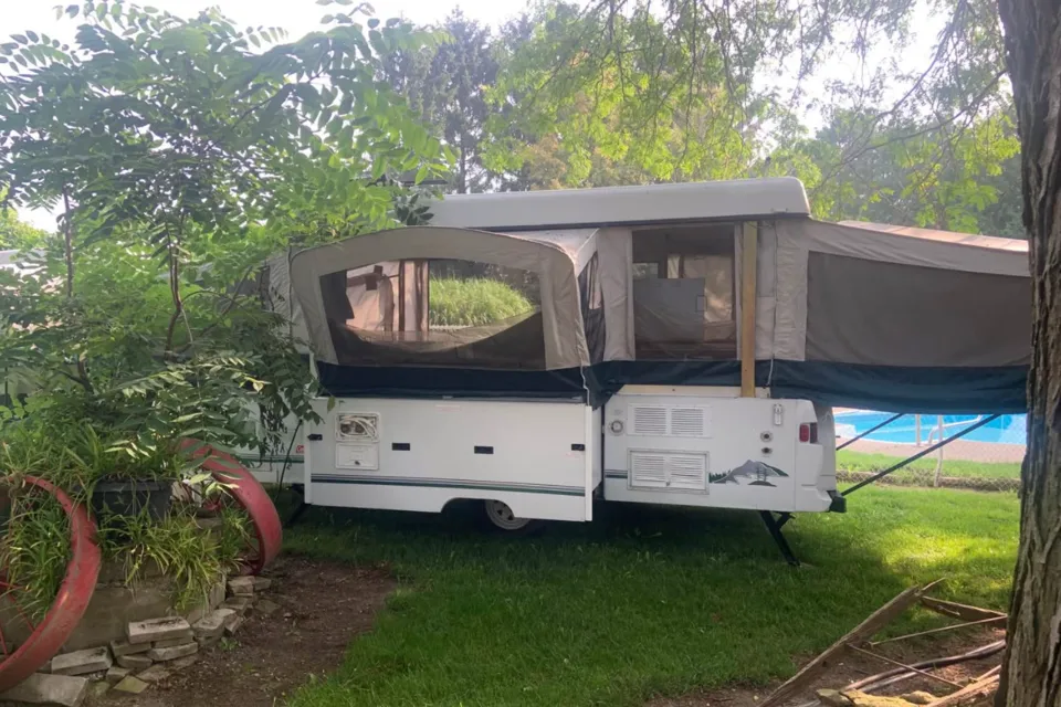Kathy's Coleman Bayside Tent Trailer
