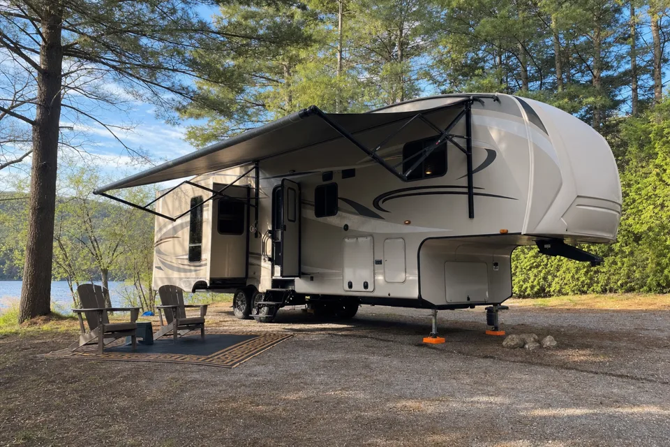 Jay's Jayco Eagle HT 28.5B HXB Fifth Wheel