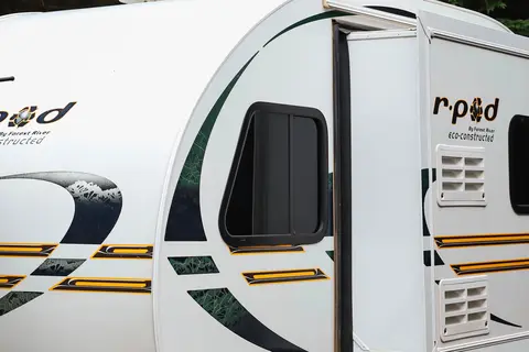 Fully Renovated Glamping - Tofino/Ucluelet - Cozy R-Pod
