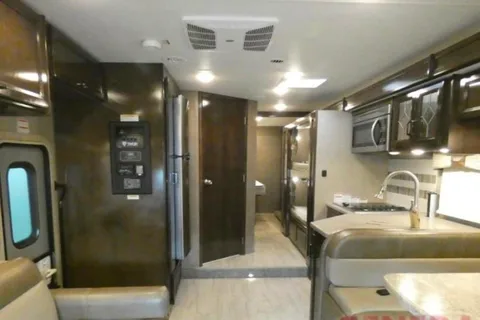 Rock’s Thor Motor Coach Quantum Class C