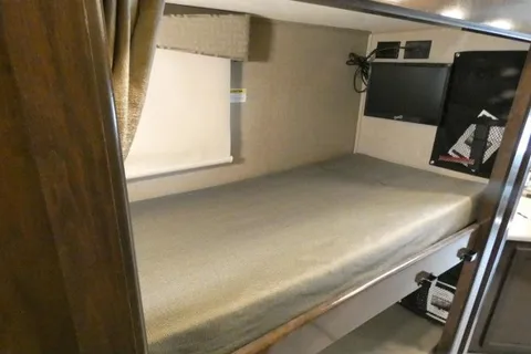 Rock’s Thor Motor Coach Quantum Class C