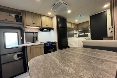 ✨Brand New 2026 ✨The Easy Escape – Sunseeker 🚐🌄🌲