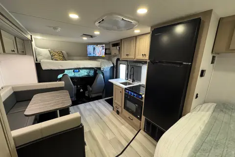 ✨Brand New 2026 ✨The Easy Escape – Sunseeker 🚐🌄🌲