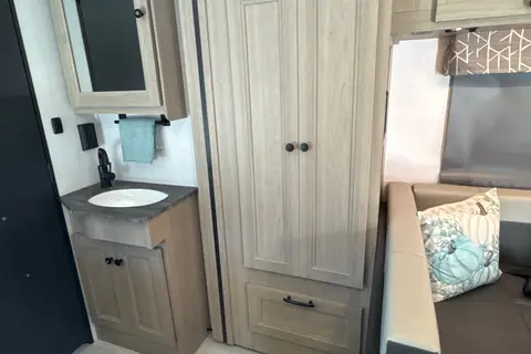 ✨Brand New 2026 ✨The Easy Escape – Sunseeker 🚐🌄🌲