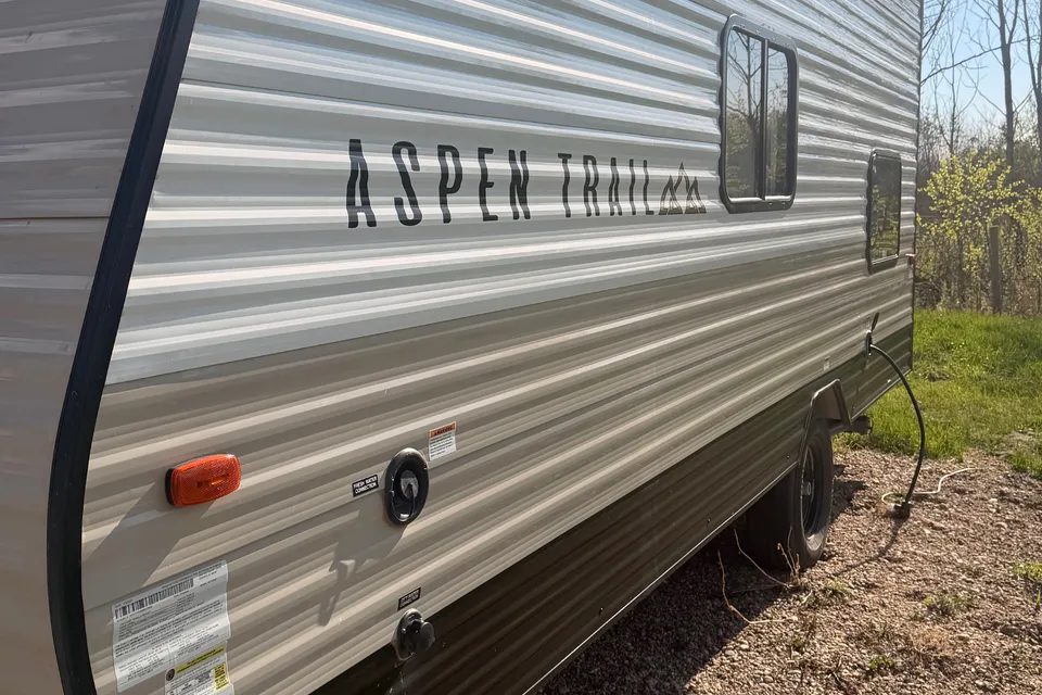 Ryan's Dutchmen Aspen 1950 BH Travel Trailer