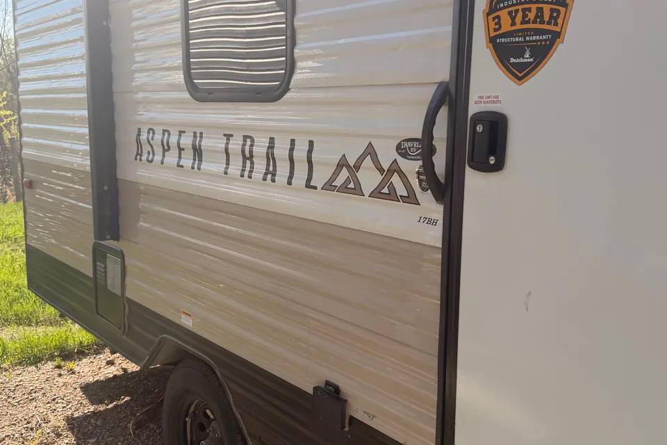Ryan's Dutchmen Aspen 1950 BH Travel Trailer