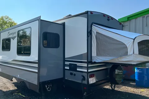 2018 Forest River RV Surveyor