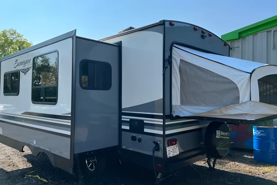 2018 Forest River RV Surveyor