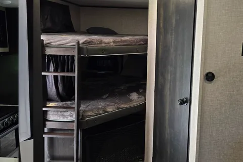 James' Jayco 24BH Travel Trailer