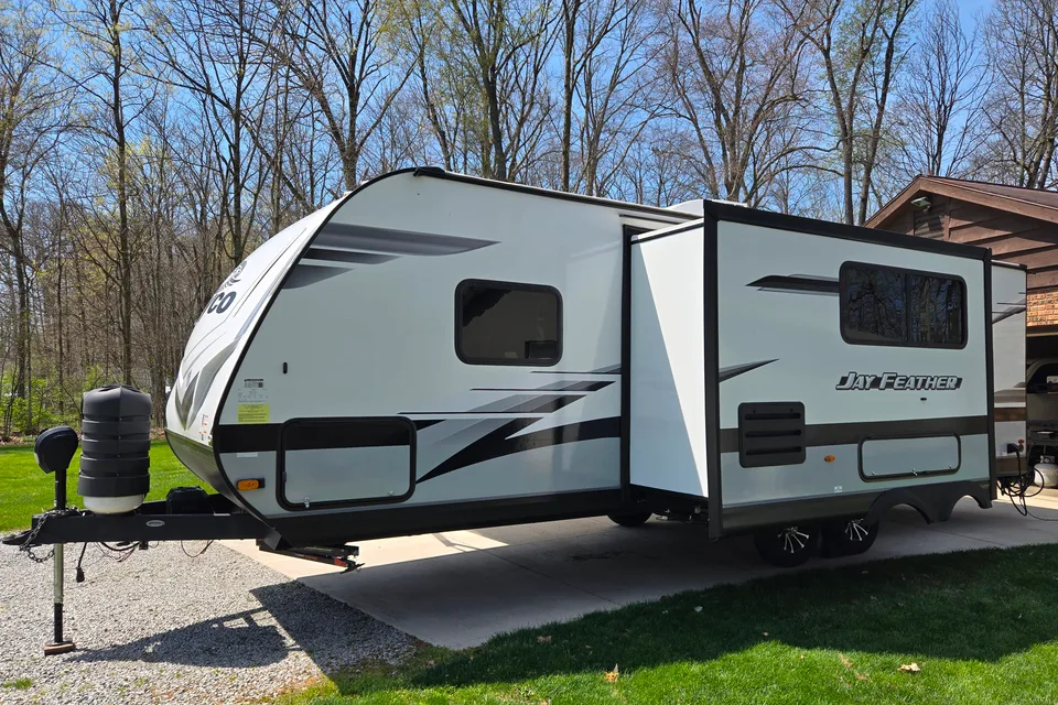James' Jayco 24BH Travel Trailer