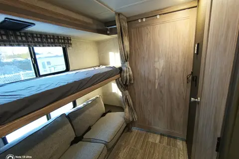 Forest River 3250 DSLE - Classe C