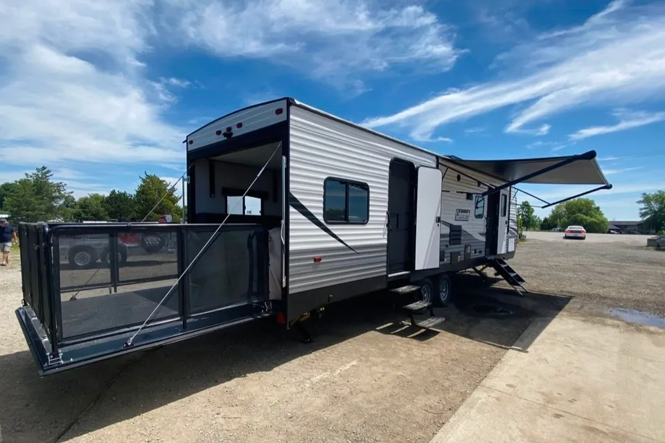 Coleman Lantern 300tq Toy Hauler Toy Hauler