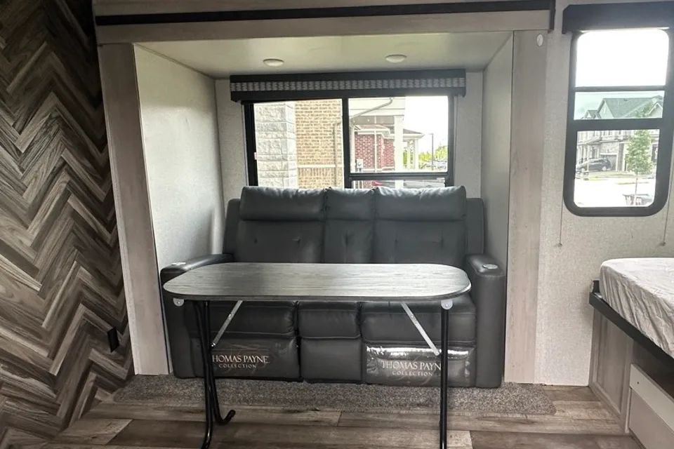 John's KZ Connect SE C191MBSE Travel Trailer