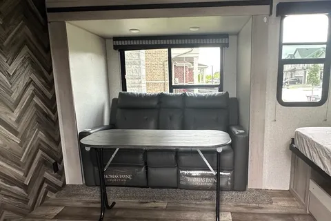 John's KZ Connect SE C191MBSE Travel Trailer