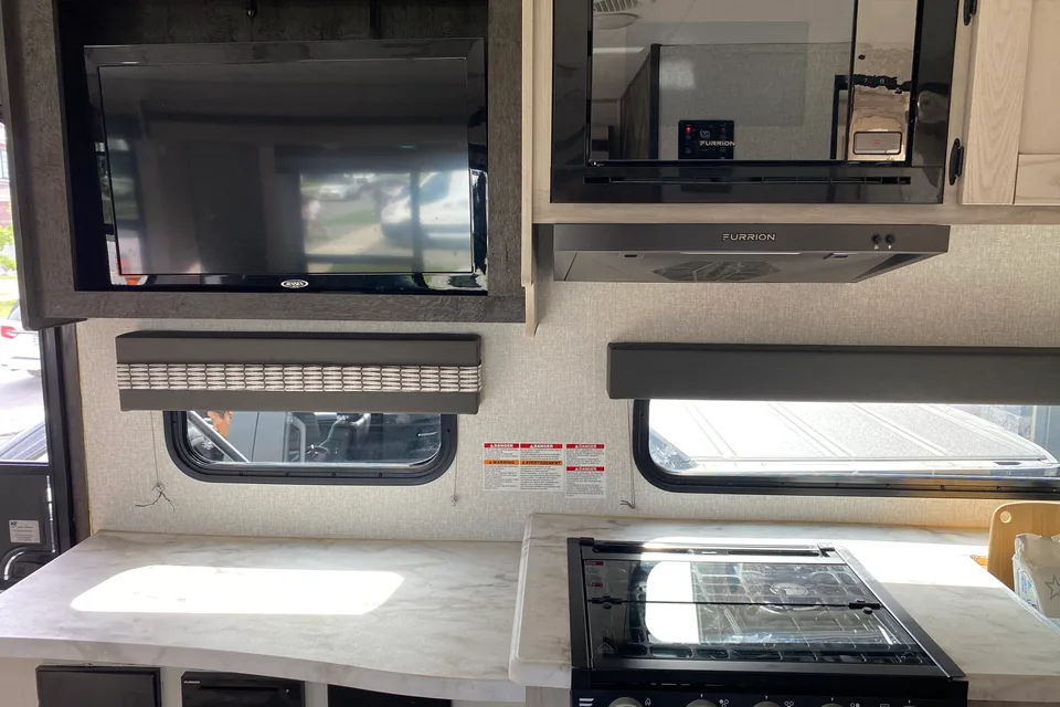 John's KZ Connect SE C191MBSE Travel Trailer