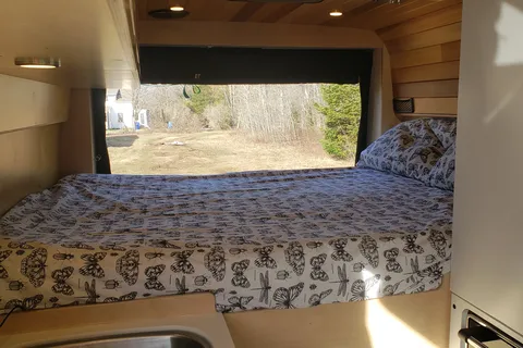 Le ChezNouk - RAM Promaster 20'
