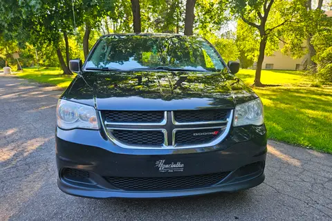 Salty Vibes « Escapade d'Automne : Grand Caravan Minimaliste & Épurée – Dispo Immédiate »